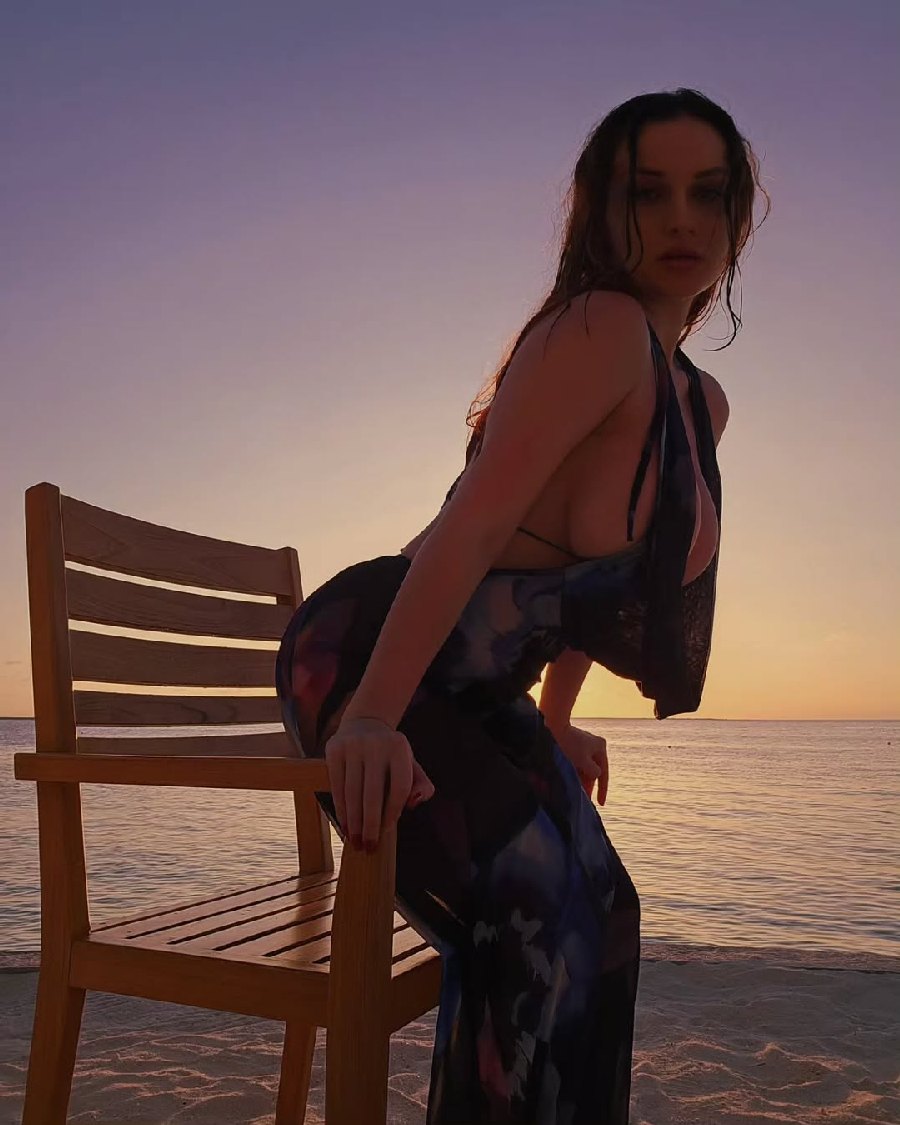 Sexy girl Miranda Faith nude in Louisville